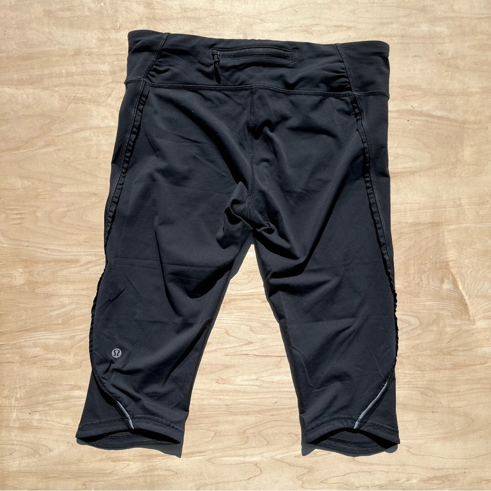 Lululemon Run Fast Free Crop Sz 8 Black, Ruffle Reflective Power Luxtreme - Picture 7 of 14